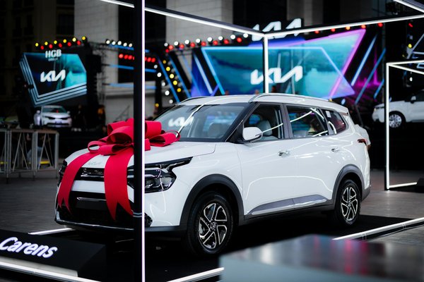 Les foulards en satin : style soyeux et prix avantageux