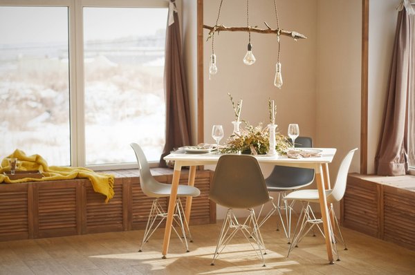 Comment créer une ambiance romantique pour un dîner à la maison ?